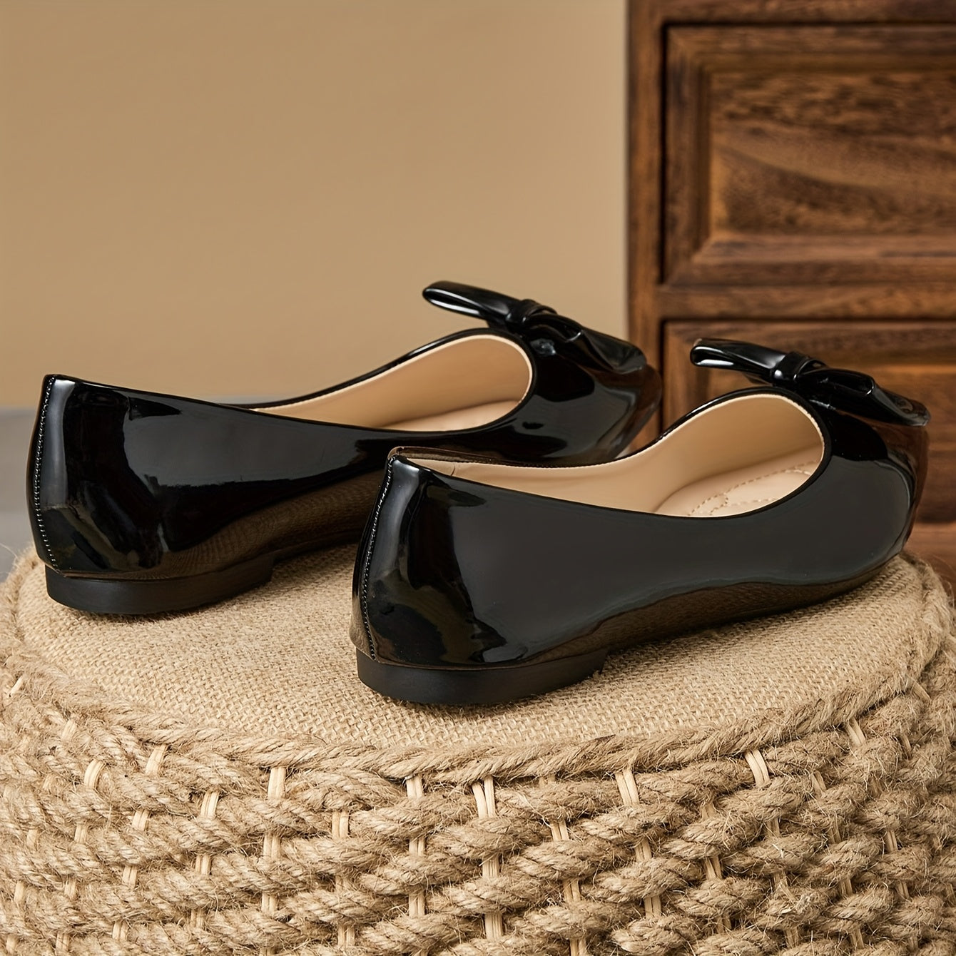 1 Pair Women'S Retro Pointed-Toe Patent Bowknot Mary Jane Flats - Soft, Comfortable, All-Season Korean Style Casual Shoes with Rubber Sole and Soft Insole, Ladies Shoes