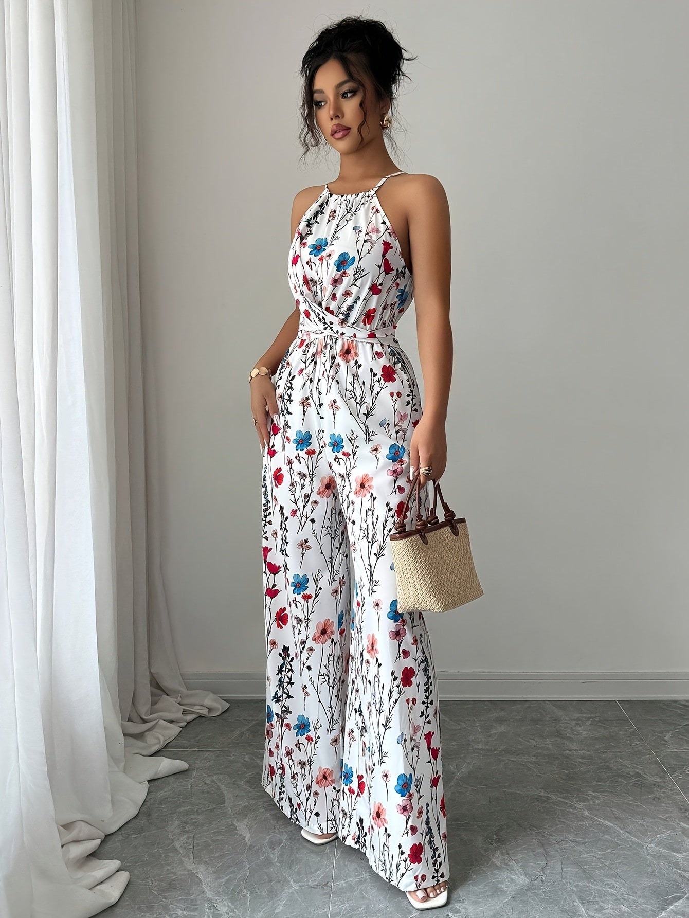 Green Women's Geometric Print Sleeveless Jumpsuit with Tie Waist and Wide Legs in White - Perfect for Night Outs, Parties, and Casual Attire, Casual Attire|Modern Casualwear|Strapless Jumpsuit