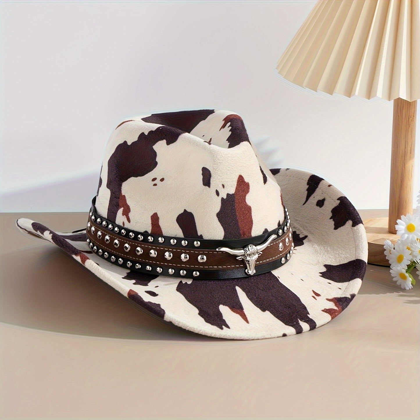 1pc Retro Cowgirl Pattern Women's Felt Hat with Studded Strap Accessories, Wide Brim Western Style, Non-Deformable, Suitable for Outdoor and Camping, Fashion Streetwear Spring/Summer/Autumn European-American Cowboy Hat with V