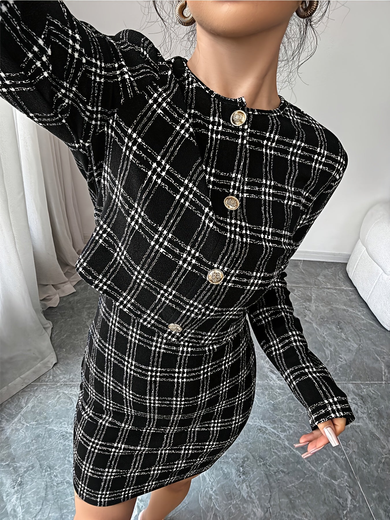 2025 New Elegant Resort Style Collection: Plaid Print Buttoned Long-Sleeve Coat + Slim Camisole Dress, Vacation Outfit, Elegant Ensemble, Classic Plaid Pattern, Lightweight Fabric, Machine Washable, Matching Outfit, Travel En