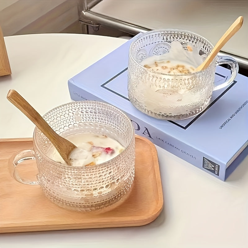 [Retro Coffee] Set Of 4 450ml/15.2oz Retro Coffee Cups | Transparent Embossed Glass Cups | Bamboo Lids And Spoons | Cute Coffee Bar Accessories, Iced Coffee Cups, Suitable For Cappuccino, Latte, Overnight Oat Containers