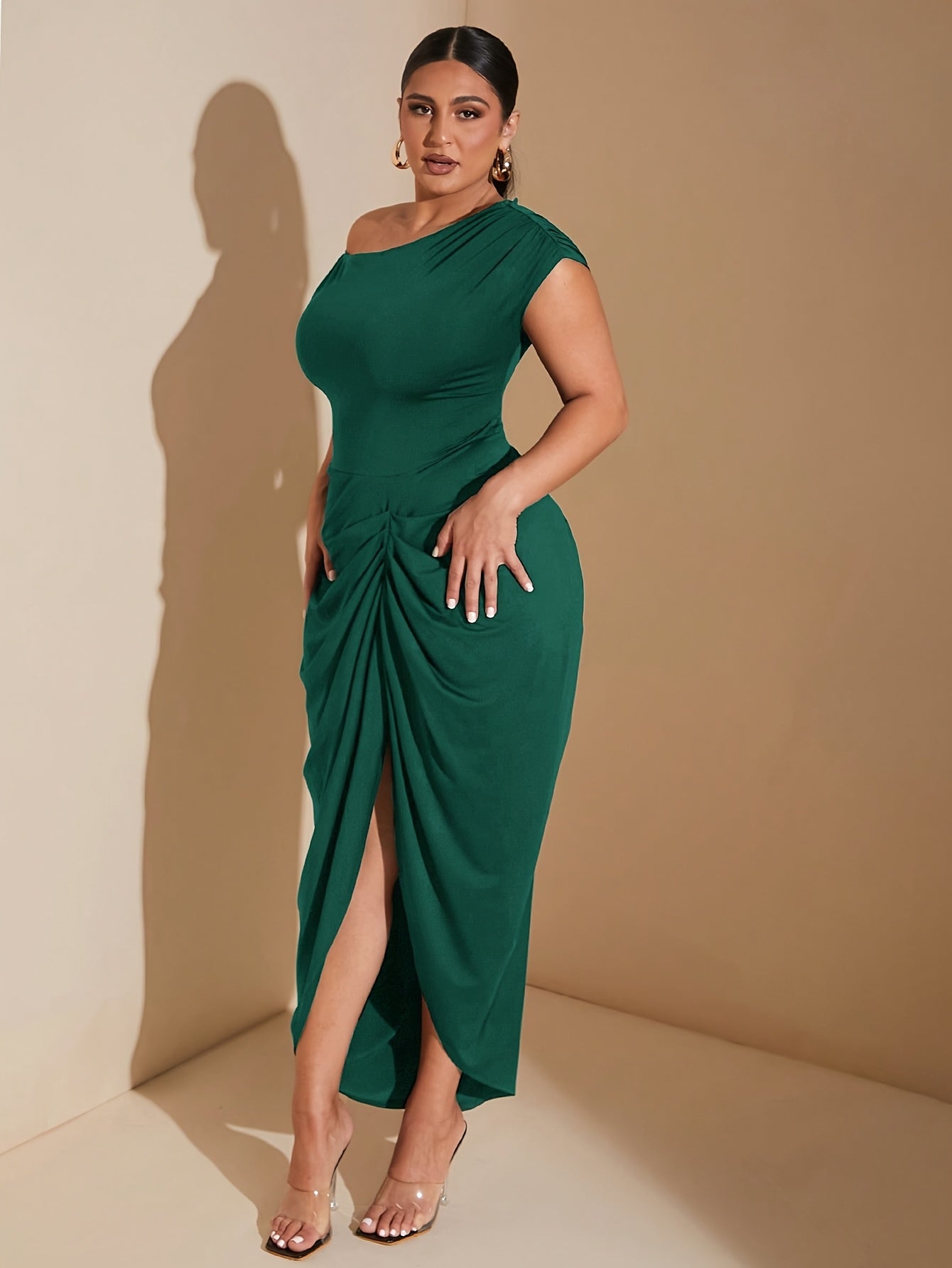 Plus Size, Women's Elegant One-Shoulder party & Formal Dress - Asymmetrical Hem, Stretchy Formal event gown, Machine Washable Evening Dress for Women (All-Season)