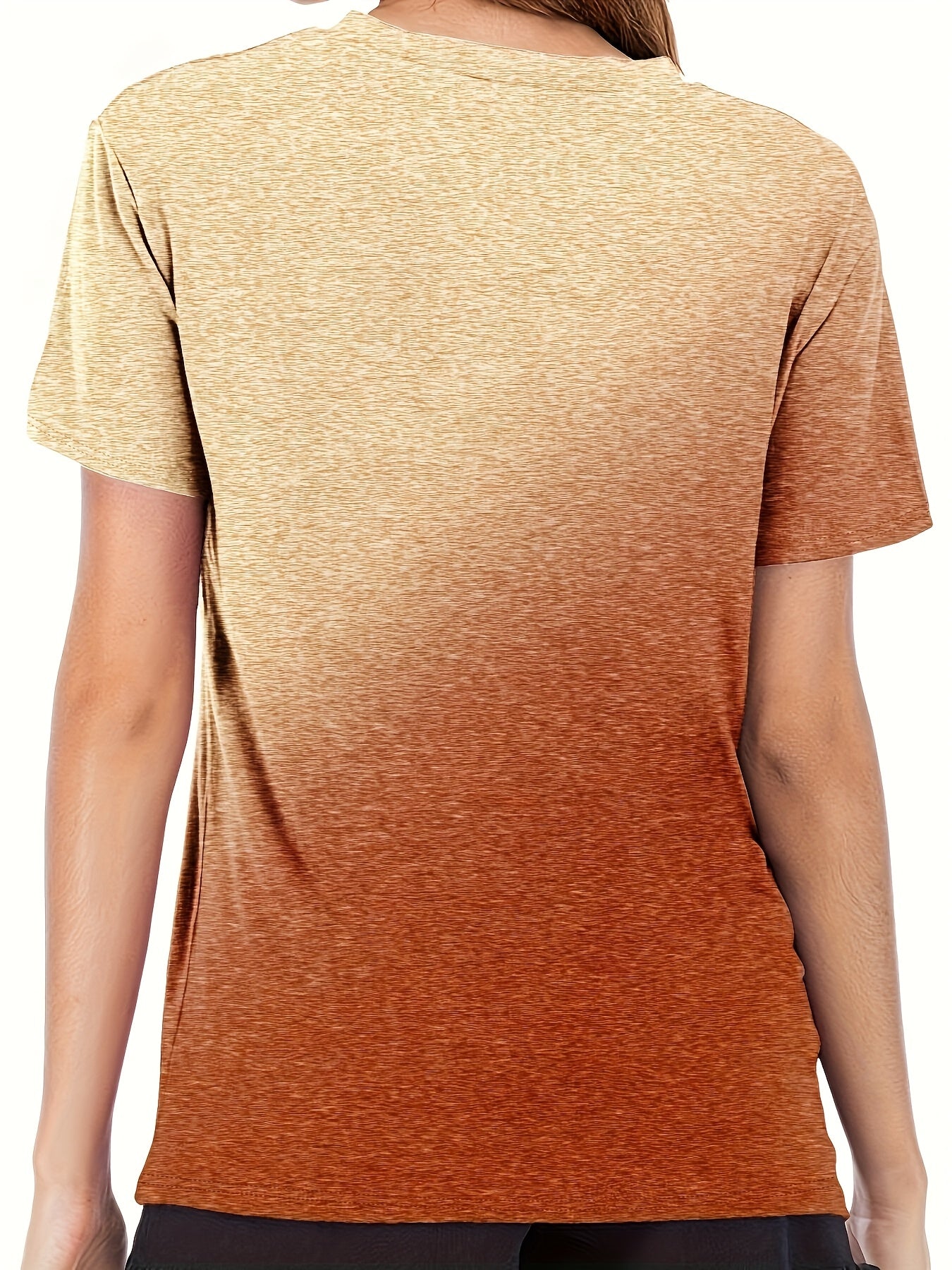 [Soft Graphic Tee] Soft Women's Casual Graphic T-Shirt | "Smooth as Tennessee Whiskey" Letter Print, Round Neck Short Sleeve Tee, Machine Washable All-Season Top for Casual Attire