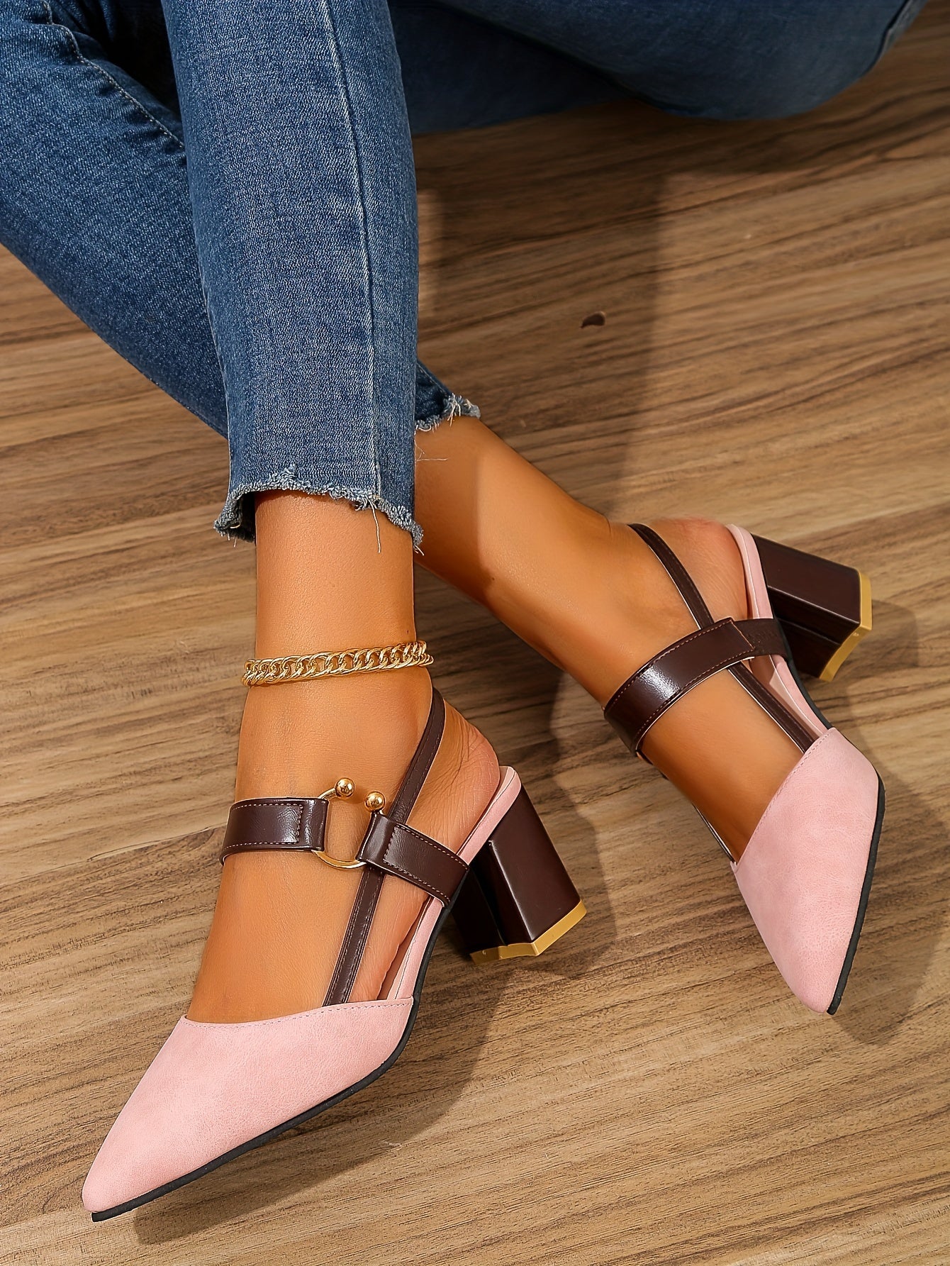 [Thick Heel Sandals] Medium Heel Ladies Pointed Toe Baotou Thick Heel Fashion Sandals Versatile Shoes