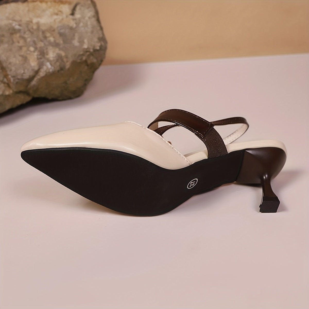 [Shiny Silvery Sandals] Elegant Shiny Silvery Women's Sandals, Pointed Toe Kitten Heel Pumps, Comfortable Mid-Heel Wedding Shoes