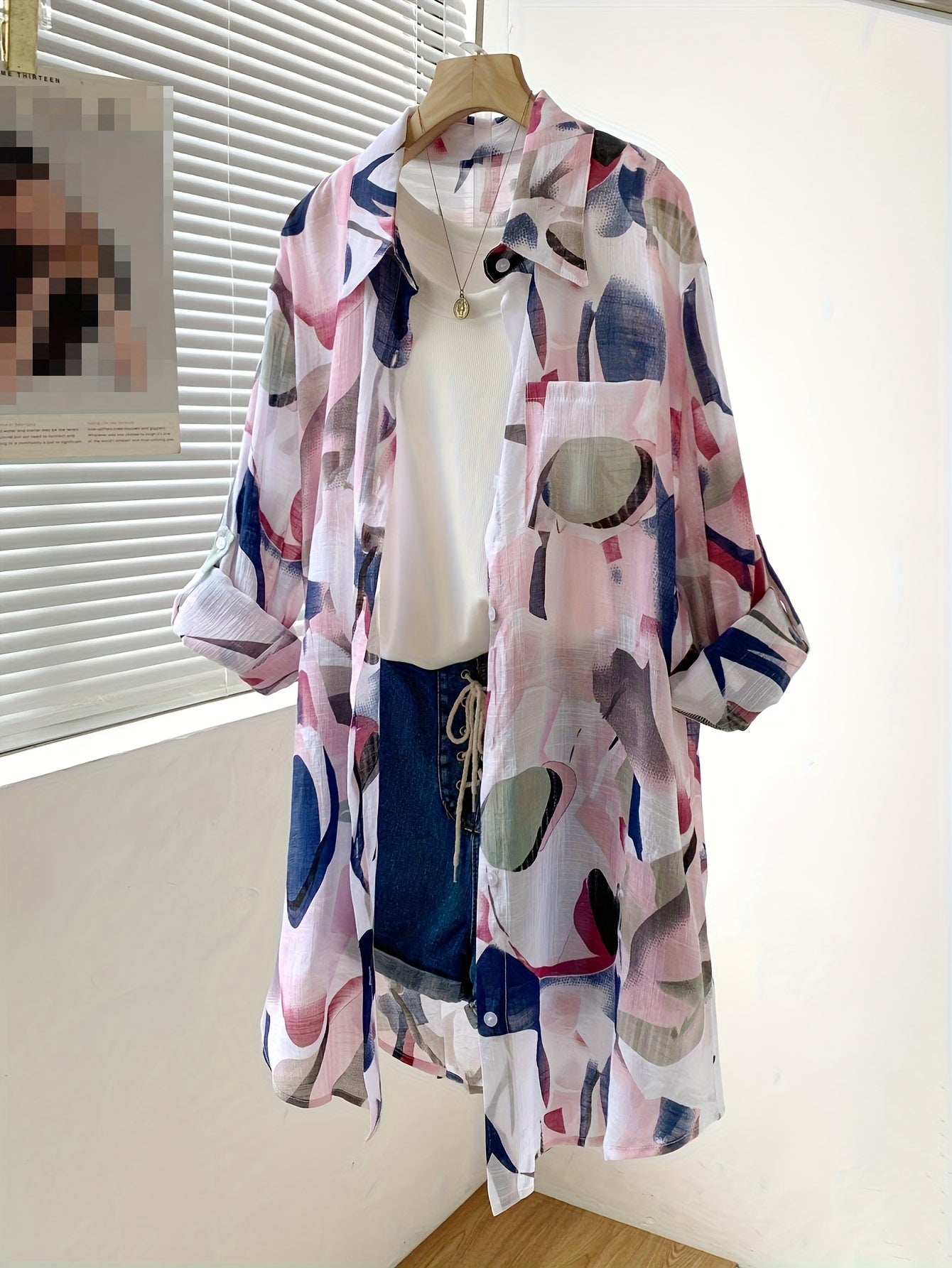 Women's All-Season Casual Elegant Blouse - Lightweight Semi-Sheer Geometric Print Long Sleeve Shirt, Loose Fit Collar Button-Up Cardigan Style Top for Outdoor & Leisure Wear, Collar Design, Breathable Fabric, Delicate Texture