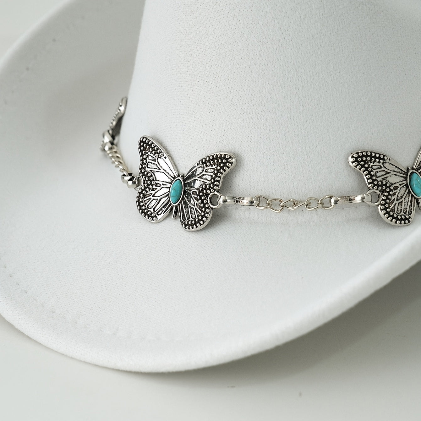 [Western Cowgirl Hat] 1pc Western Cowgirl Hat | Lightweight, Polyester, Woven, Fedora Style with Silvery Metal Butterfly, Ideal for Western Themed Events & Grassland Music Festivals