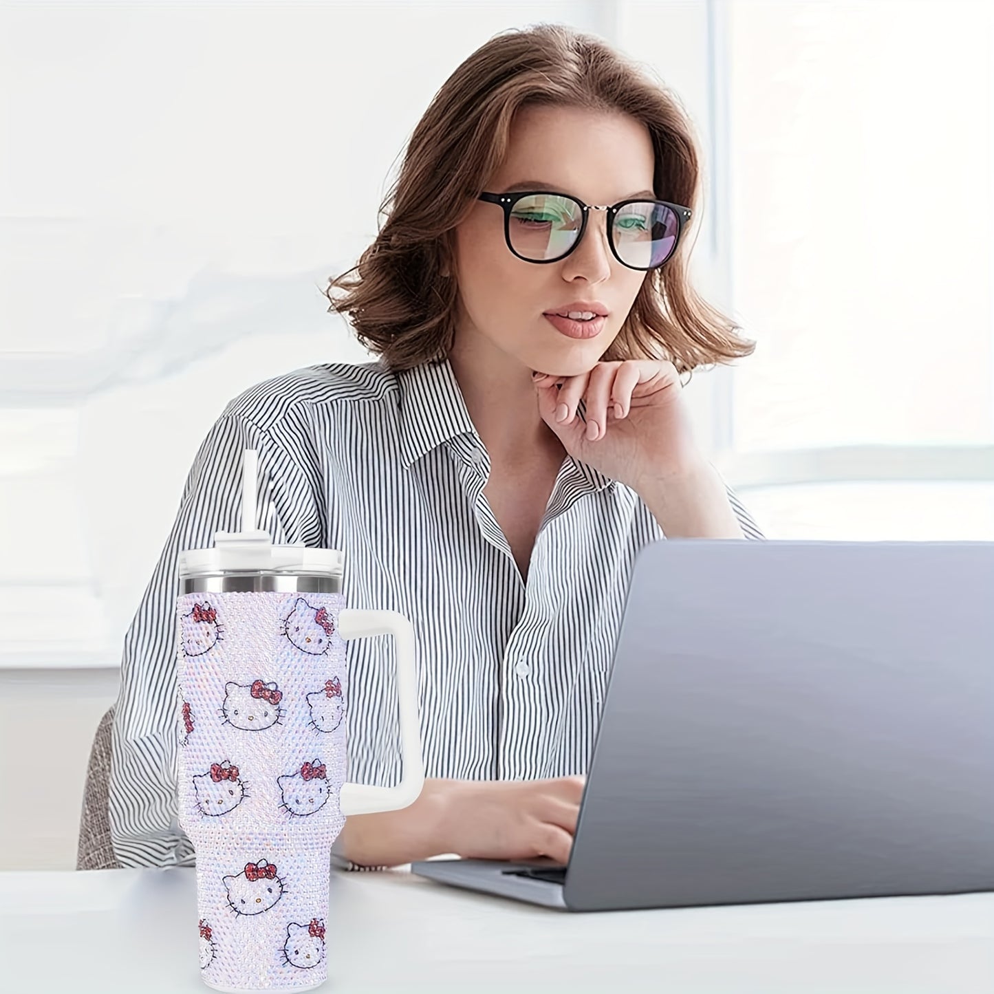 1pc Hello Kitty 40oz Stainless Steel Insulated Water Bottle with Rhinestone Tumbler Lid, Cute Pink Kitty Cat Handle & Straw - BPA-Free Thermos for,, Women, Birthday/Christmas/Valentine's Gift, Hot/Cold Drink Thermos, Drink Bo