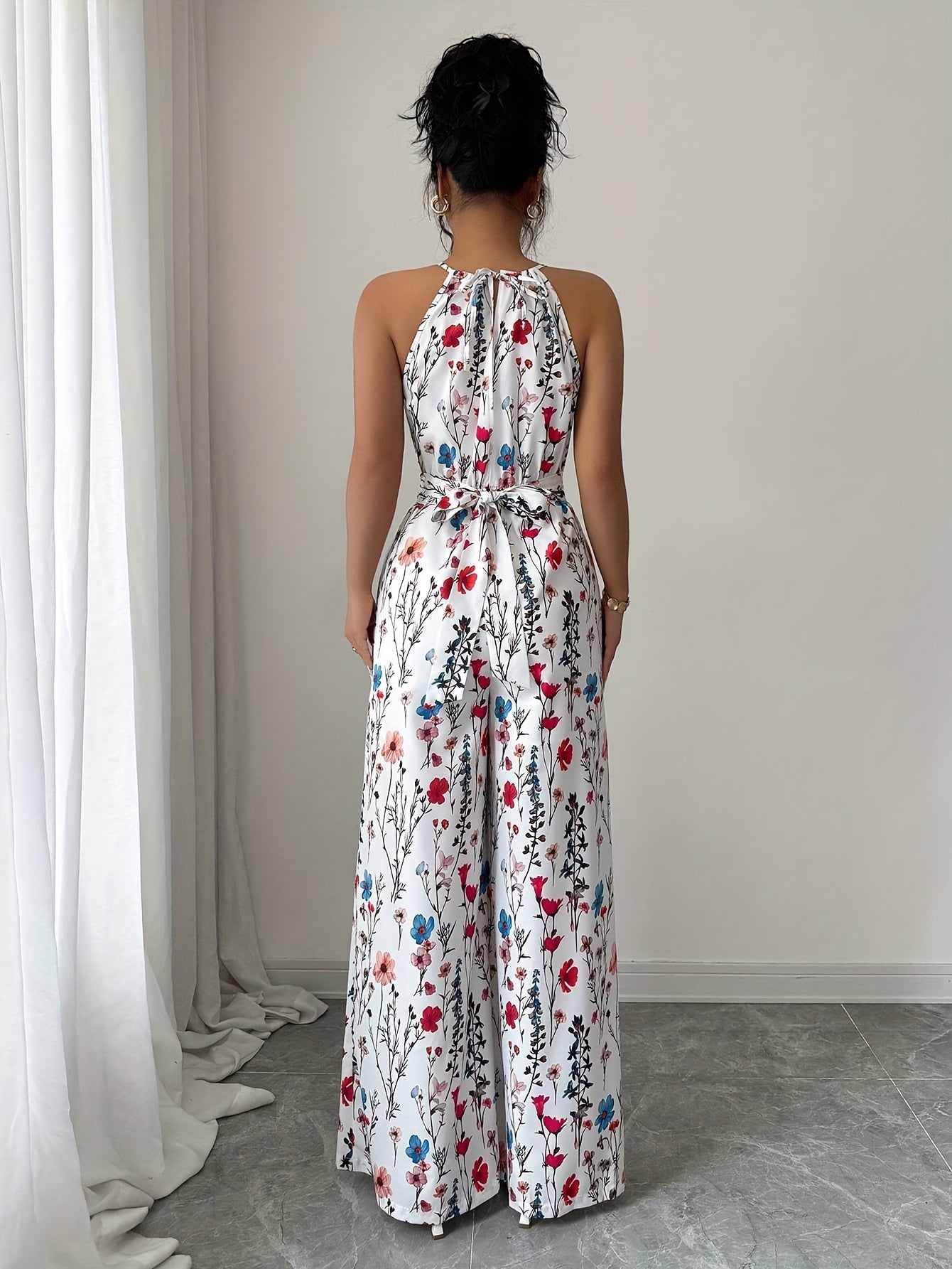 Green Women's Geometric Print Sleeveless Jumpsuit with Tie Waist and Wide Legs in White - Perfect for Night Outs, Parties, and Casual Attire, Casual Attire|Modern Casualwear|Strapless Jumpsuit