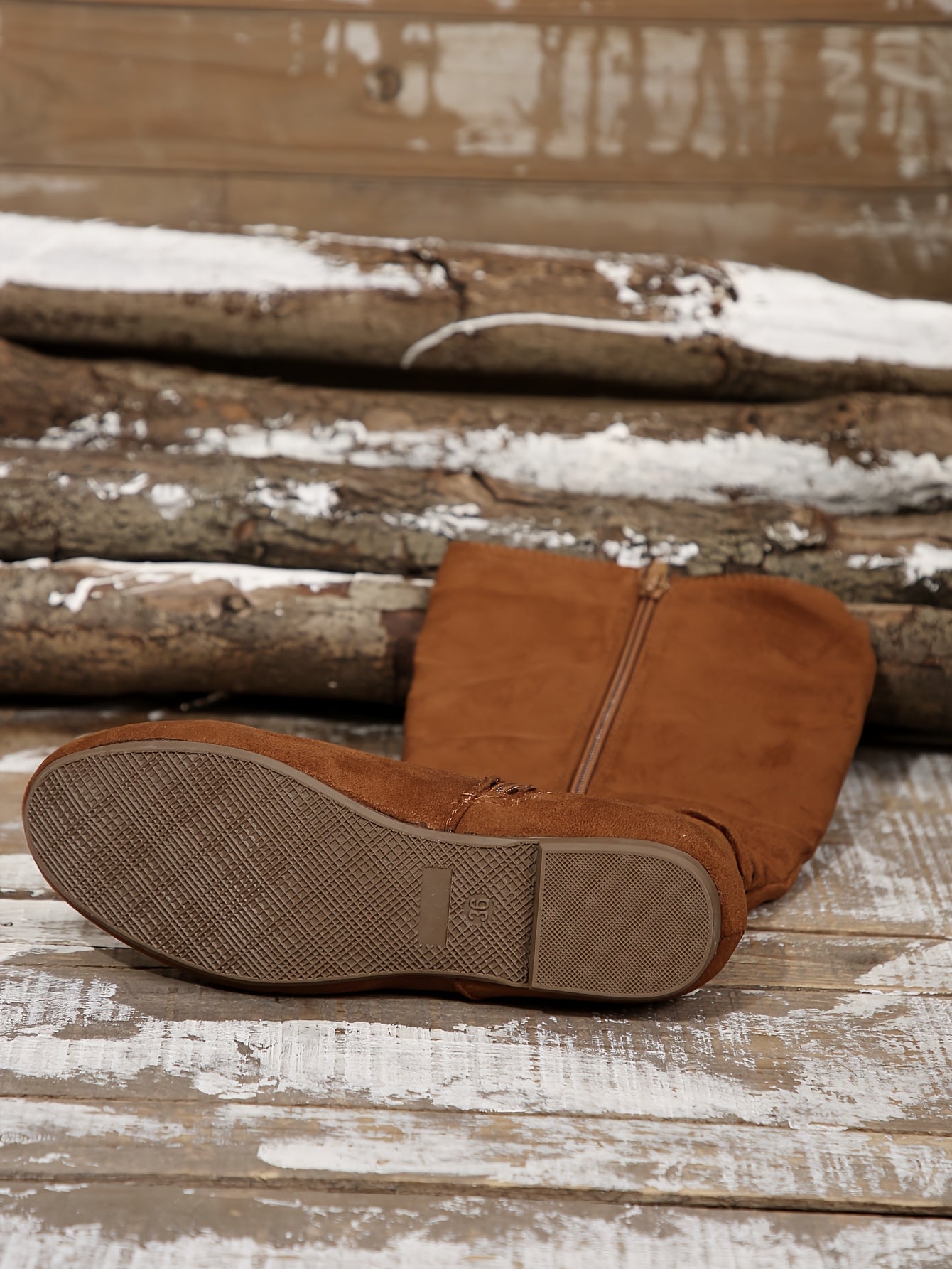 [Women's Ankle Boots] Women's solid color mid-calf ankle boots with pleated design on the boot shaft and zipper on the side. Fashionable Women's ankle boots, suitable for matching with skirts pants in autumn and winter