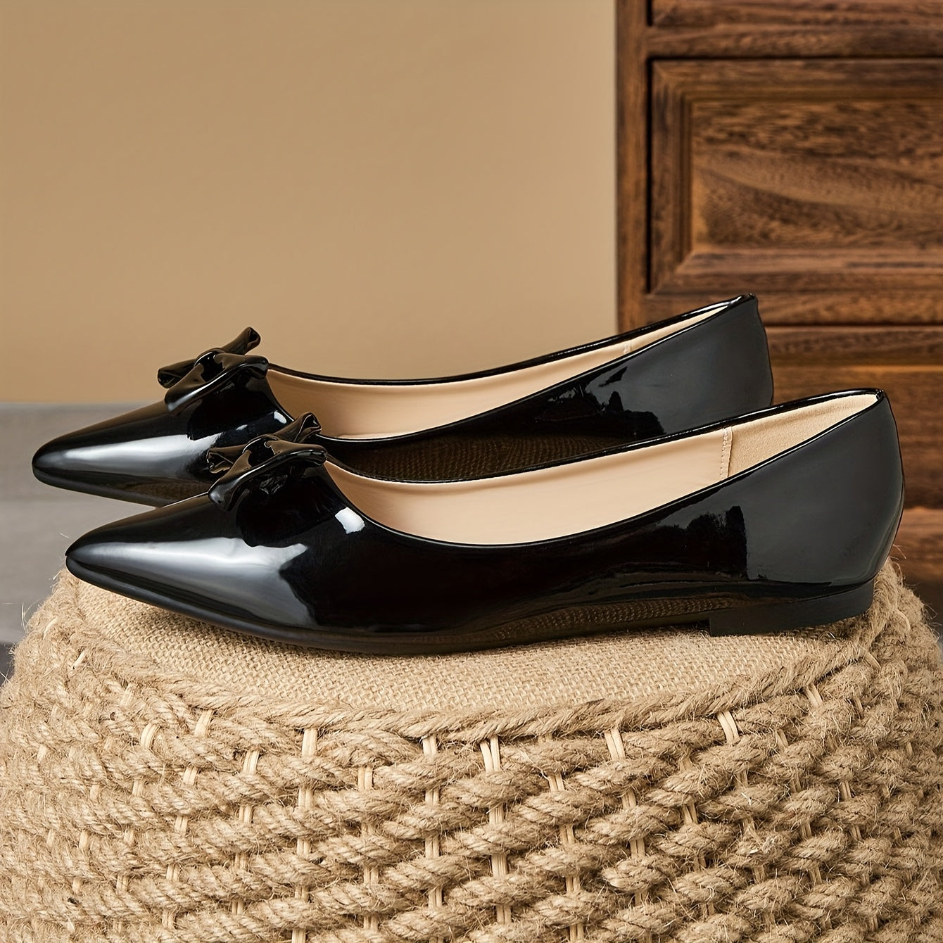 1 Pair Women'S Retro Pointed-Toe Patent Bowknot Mary Jane Flats - Soft, Comfortable, All-Season Korean Style Casual Shoes with Rubber Sole and Soft Insole, Ladies Shoes