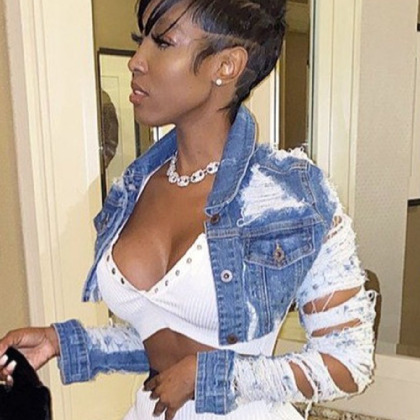 's Sexy Short Denim Jacket - Collar & Single-Breasted Mini Coat with Belt-like Waist, Short Length (Below Hip) - Machine Washable Winter Cardigan for Casual & Formal Outfits - Elegant Denim Outerwear