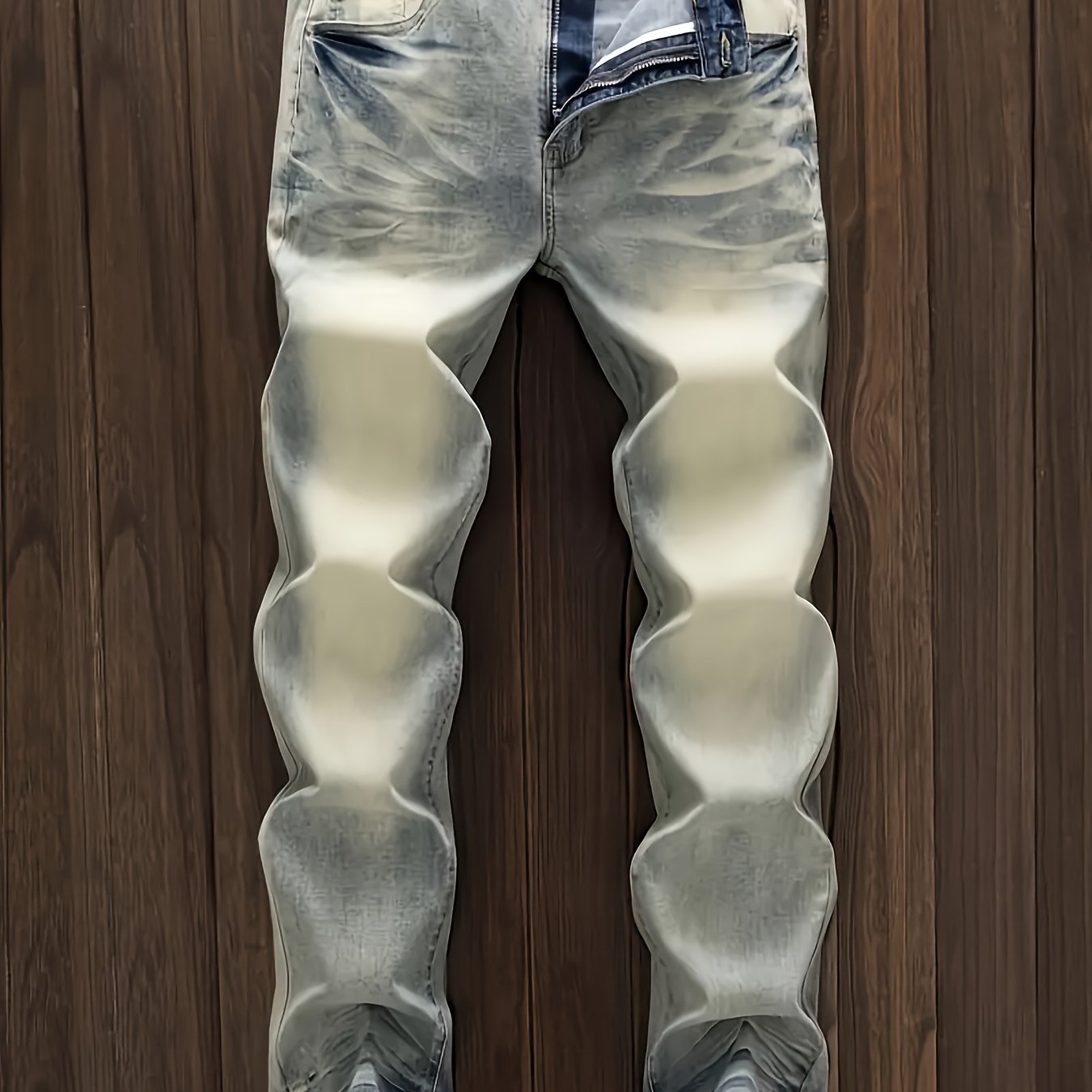 Men's Light Blue Washed Denim Straight-Leg Jeans