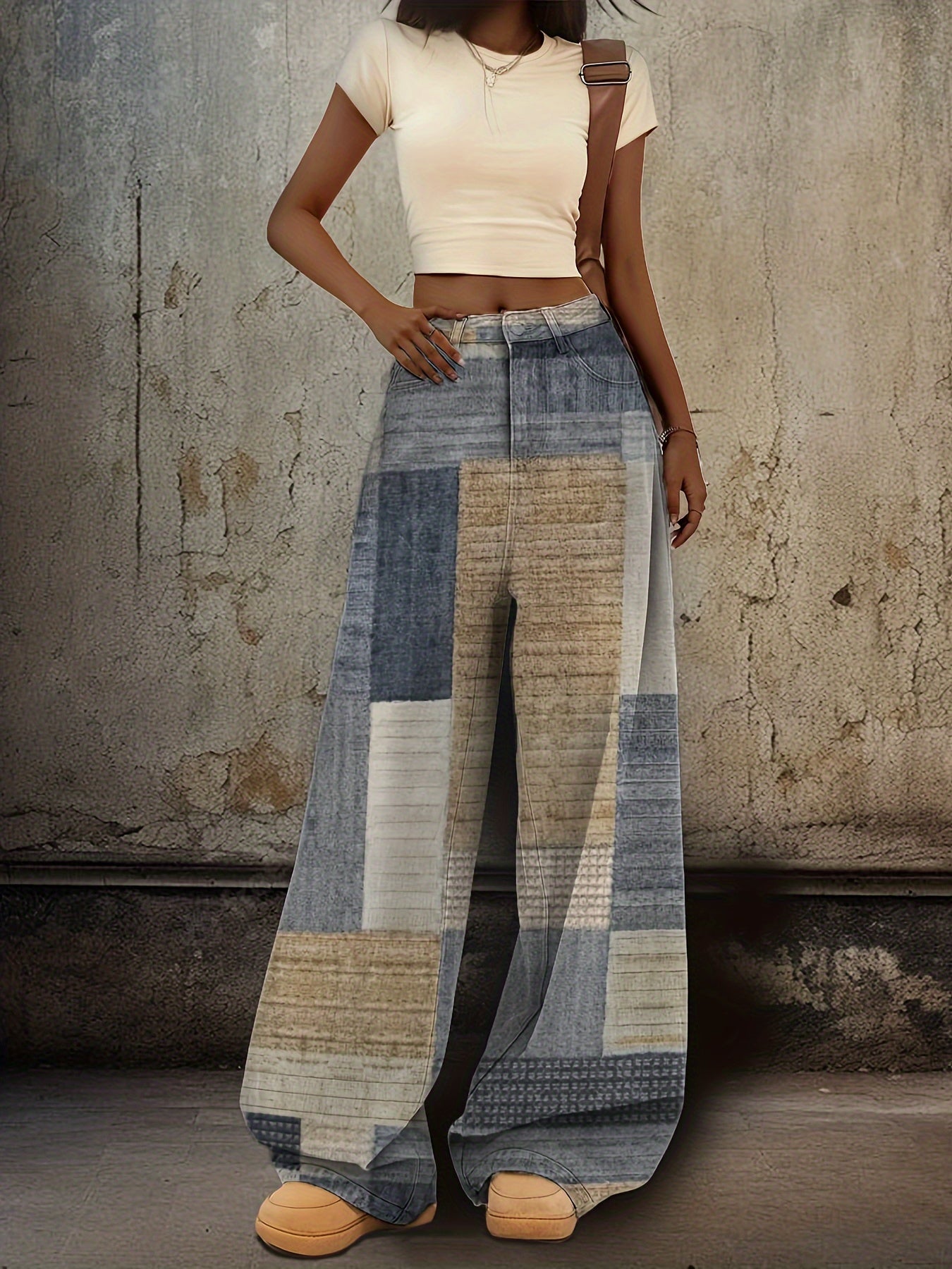 1 Pair Women's High-Waisted Loose Flared Jeans - Retro Casual Denim Pants with Creative Patchwork Print, Polyester Fabric, All-Season Comfort, Machine Washable, Ladies Jeans, Comfortable Fashion, Bellbottom Silhouette, Textur