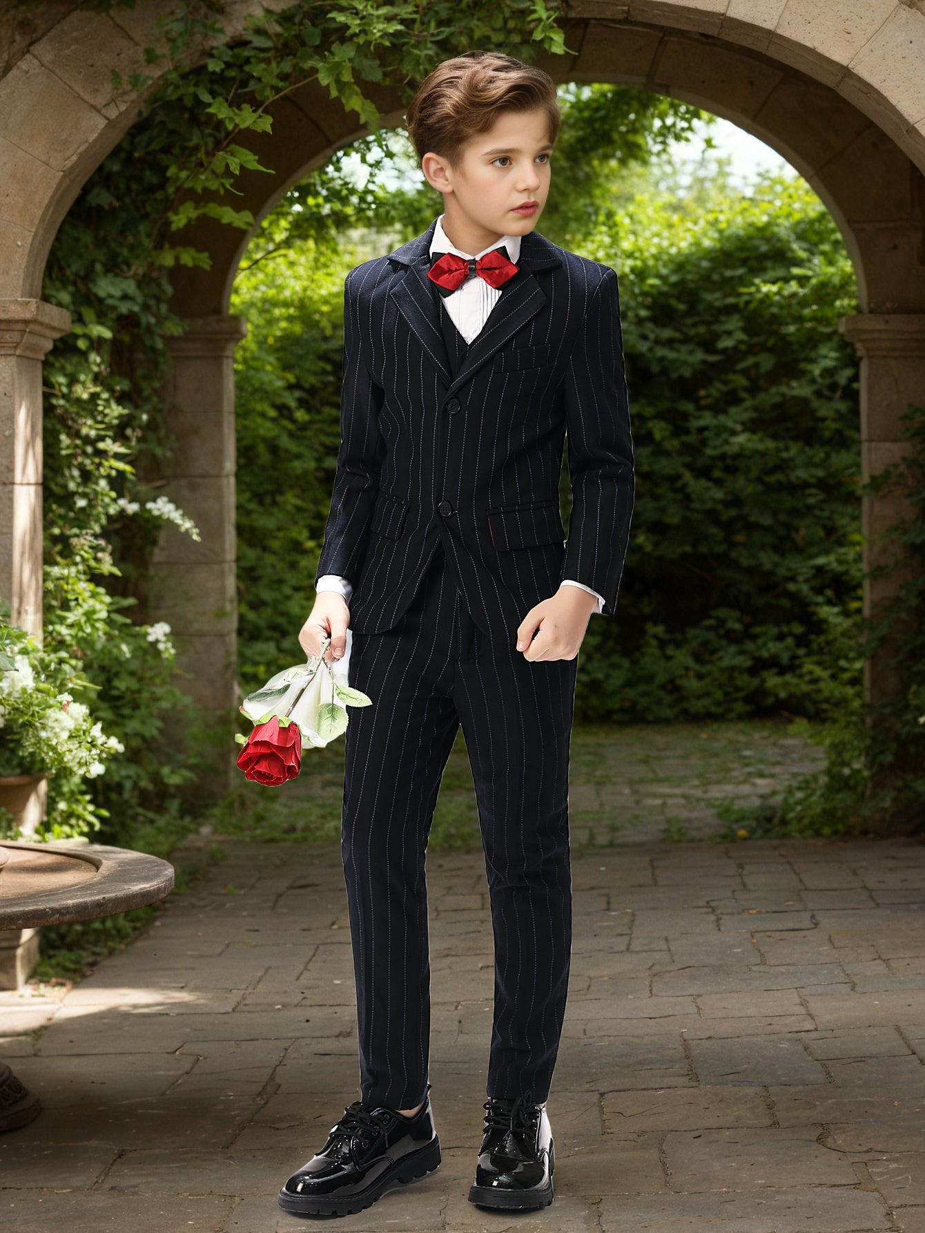 Boys' Suit 3pcs Set Boys Striped Suit Set - Blazer Jacket Vest & Pants for Kids Formal Wedding Church Baptism Party Outfit Slim Fit Stretch Comfortable Tuxedo Photoshoot Attire Size 3-16