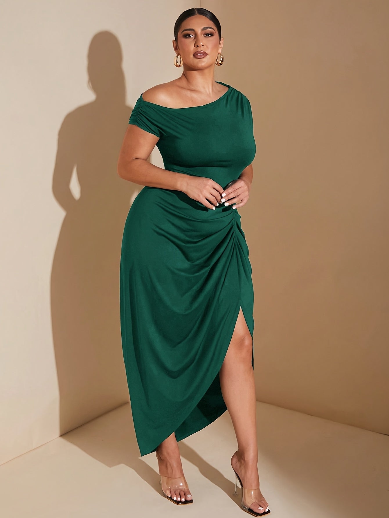 Plus Size, Women's Elegant One-Shoulder party & Formal Dress - Asymmetrical Hem, Stretchy Formal event gown, Machine Washable Evening Dress for Women (All-Season)