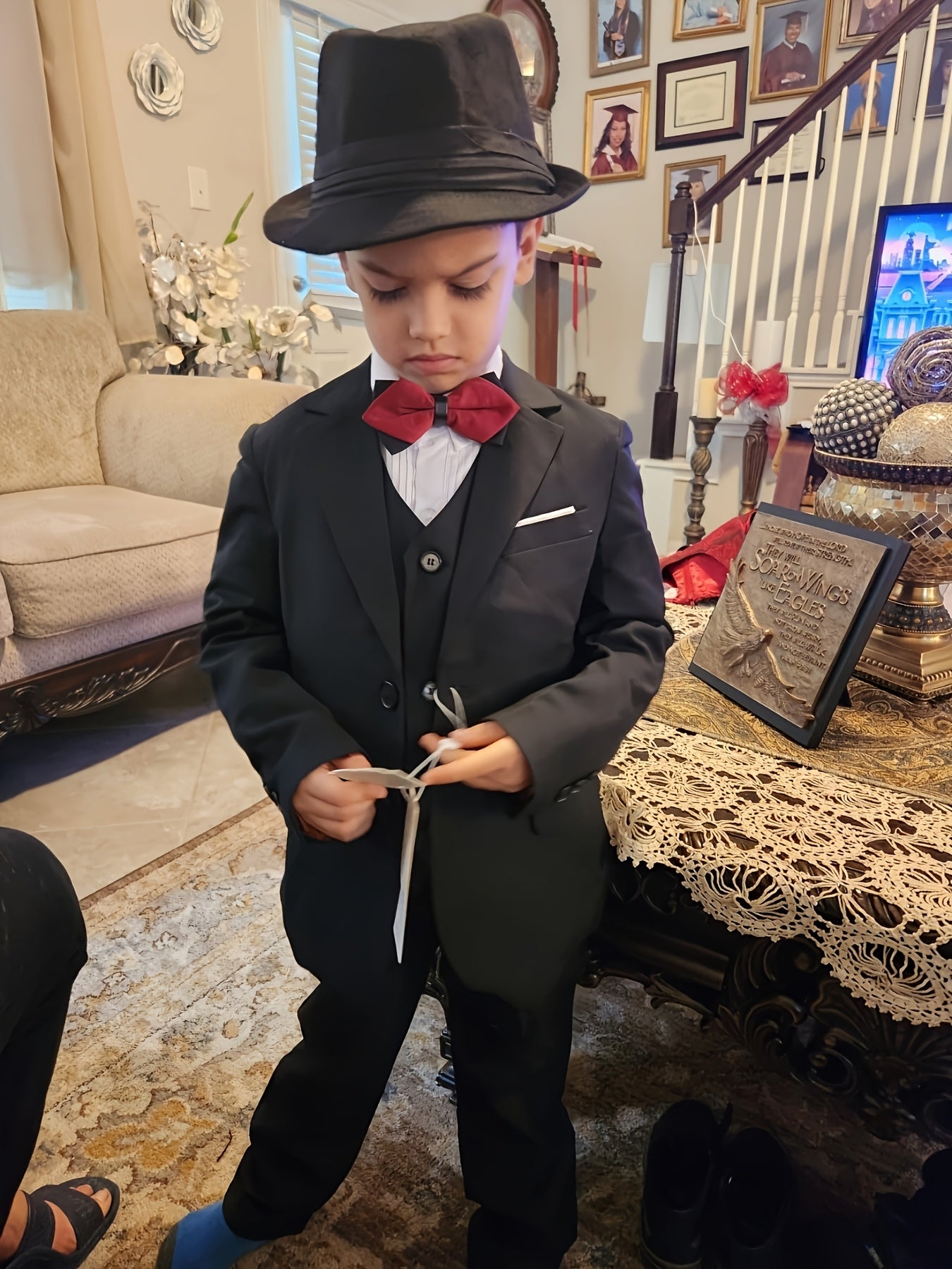 Lycody Boys Suits 4pcs Black Blazer Vest Pants With Random Tie Suit Set For Boy Slim Fit Kids Formal Wedding Dress 5-16Y