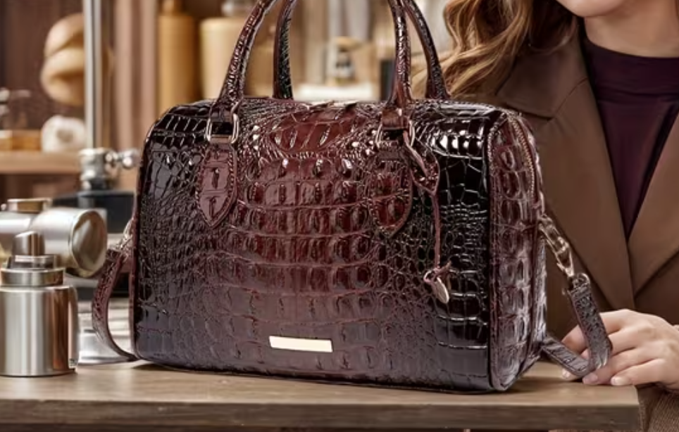 Gradient Crocodile Patterned Handbag,