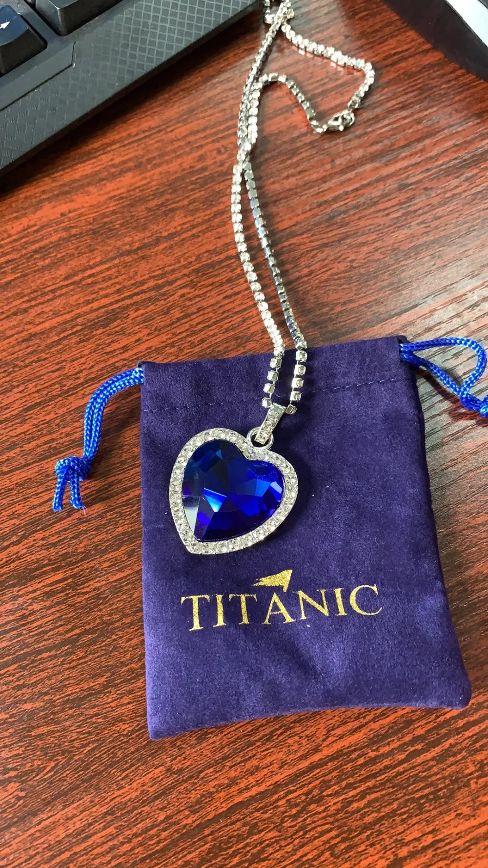 Titanic Heart of Ocean Blue Heart Love Forever Pendant Necklace + Velvet Bag