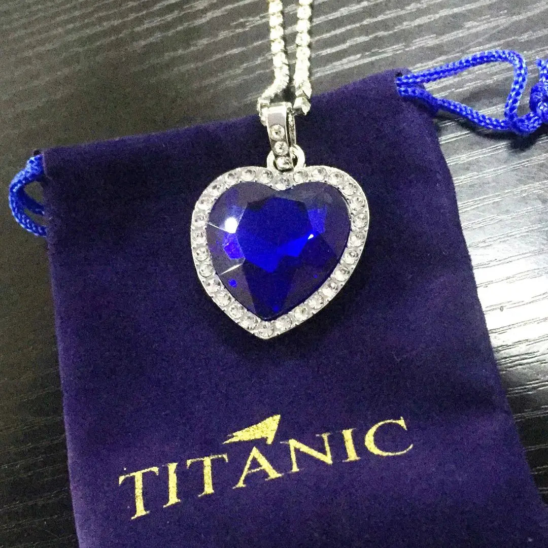 Titanic Heart of Ocean Blue Heart Love Forever Pendant Necklace + Velvet Bag