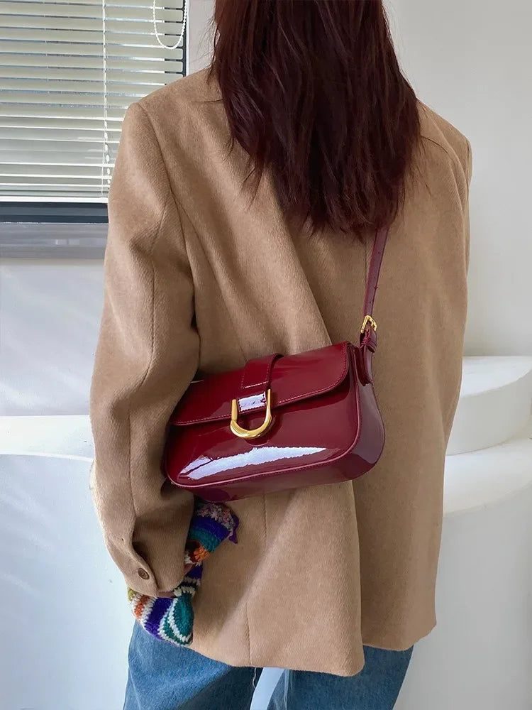 Fashionable and Leisure hand bag Bag Luxury Underarm Versatile One Shoulder Crossbody Bag French Small Small Body Bag Single