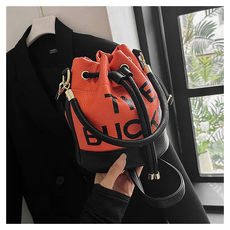New Fashion Women's Bucket Bag Trend Brand Casual Versatile Shoulder Bag High-end Classic Crossbody Bag Designer Luxury Handbag