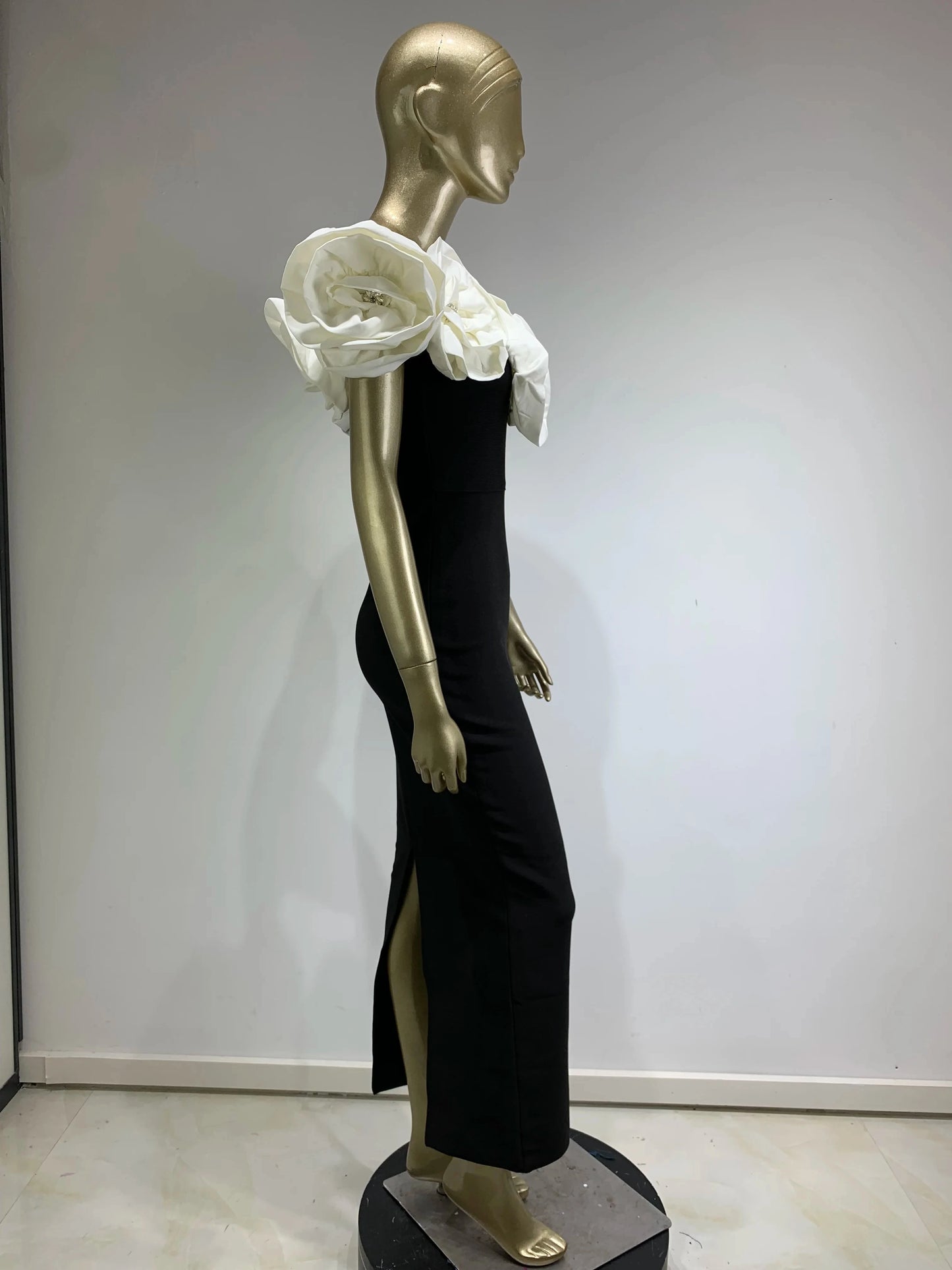 Women Celebrity Sexy Off Shoulder Flower Diamonds Black Maxi Long Bandage Dress 2024 Knitted Elegant Evening Club Party Clothing