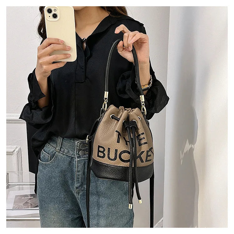 New Fashion Women's Bucket Bag Trend Brand Casual Versatile Shoulder Bag High-end Classic Crossbody Bag Designer Luxury Handbag