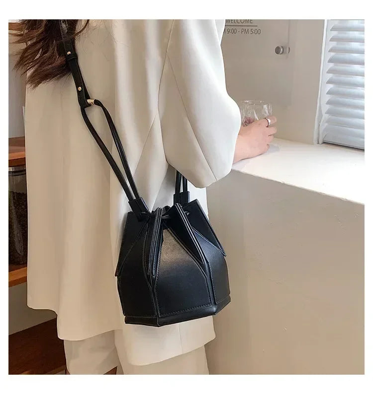 Women's Niche Foldable Bag Multifunctional Messenger Bag Portable Bag High Quality Popular Summer New 2025 Purses and Handbags