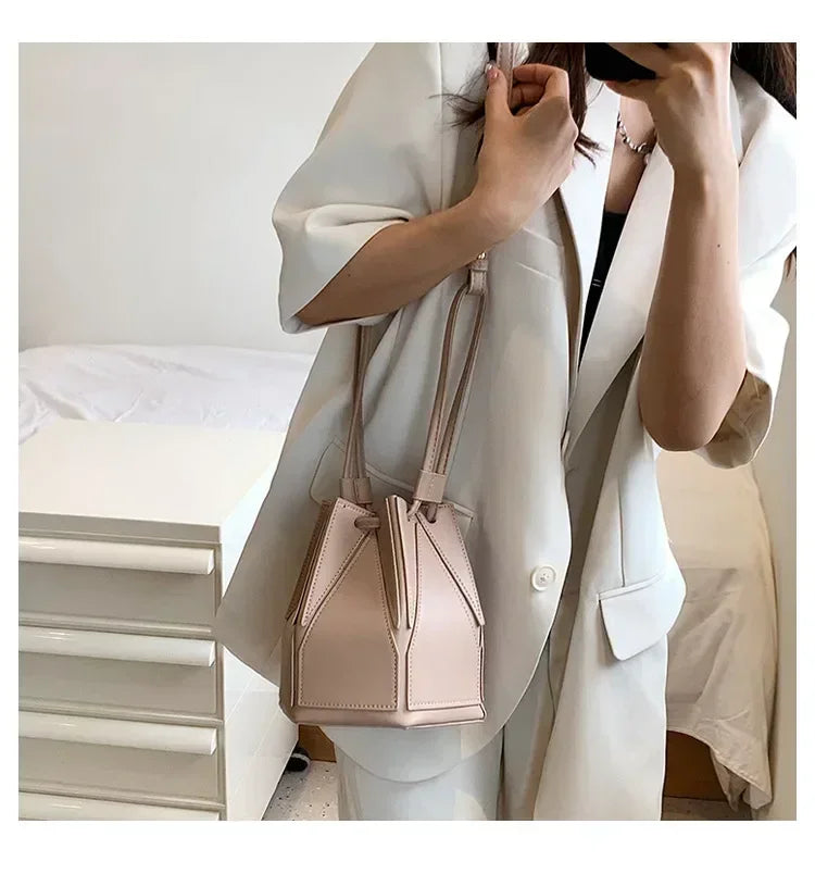 Women's Niche Foldable Bag Multifunctional Messenger Bag Portable Bag High Quality Popular Summer New 2025 Purses and Handbags