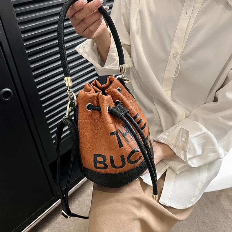New Fashion Women's Bucket Bag Trend Brand Casual Versatile Shoulder Bag High-end Classic Crossbody Bag Designer Luxury Handbag