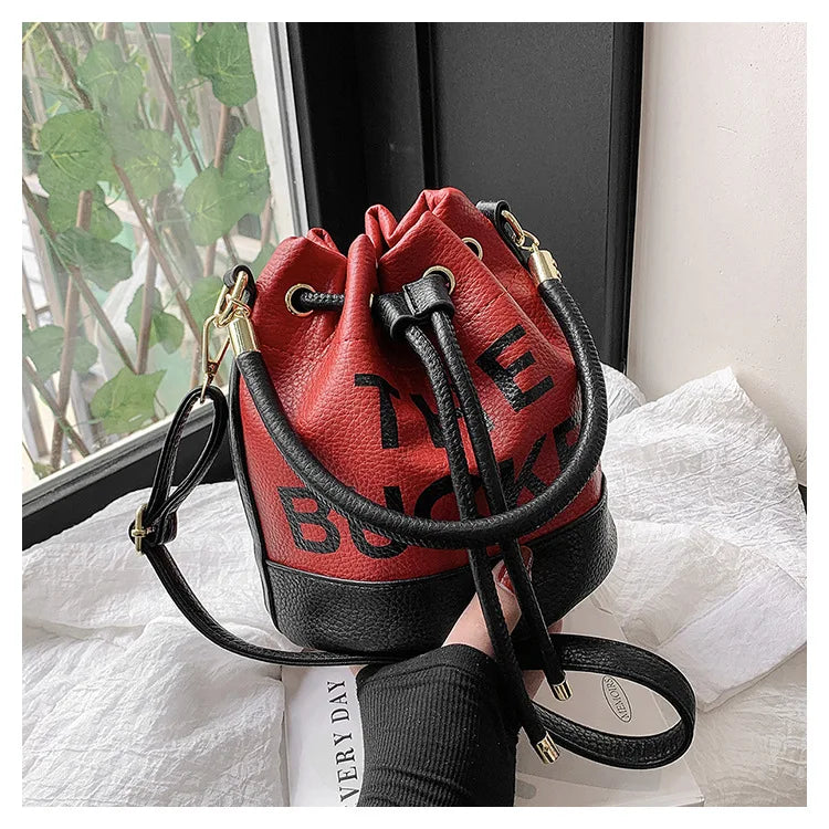 New Fashion Women's Bucket Bag Trend Brand Casual Versatile Shoulder Bag High-end Classic Crossbody Bag Designer Luxury Handbag