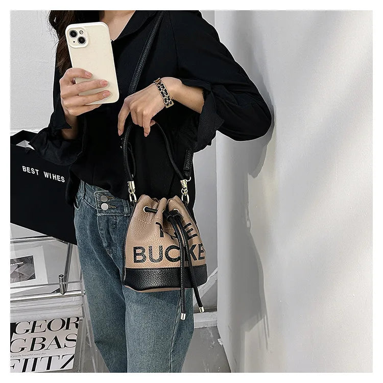 New Fashion Women's Bucket Bag Trend Brand Casual Versatile Shoulder Bag High-end Classic Crossbody Bag Designer Luxury Handbag