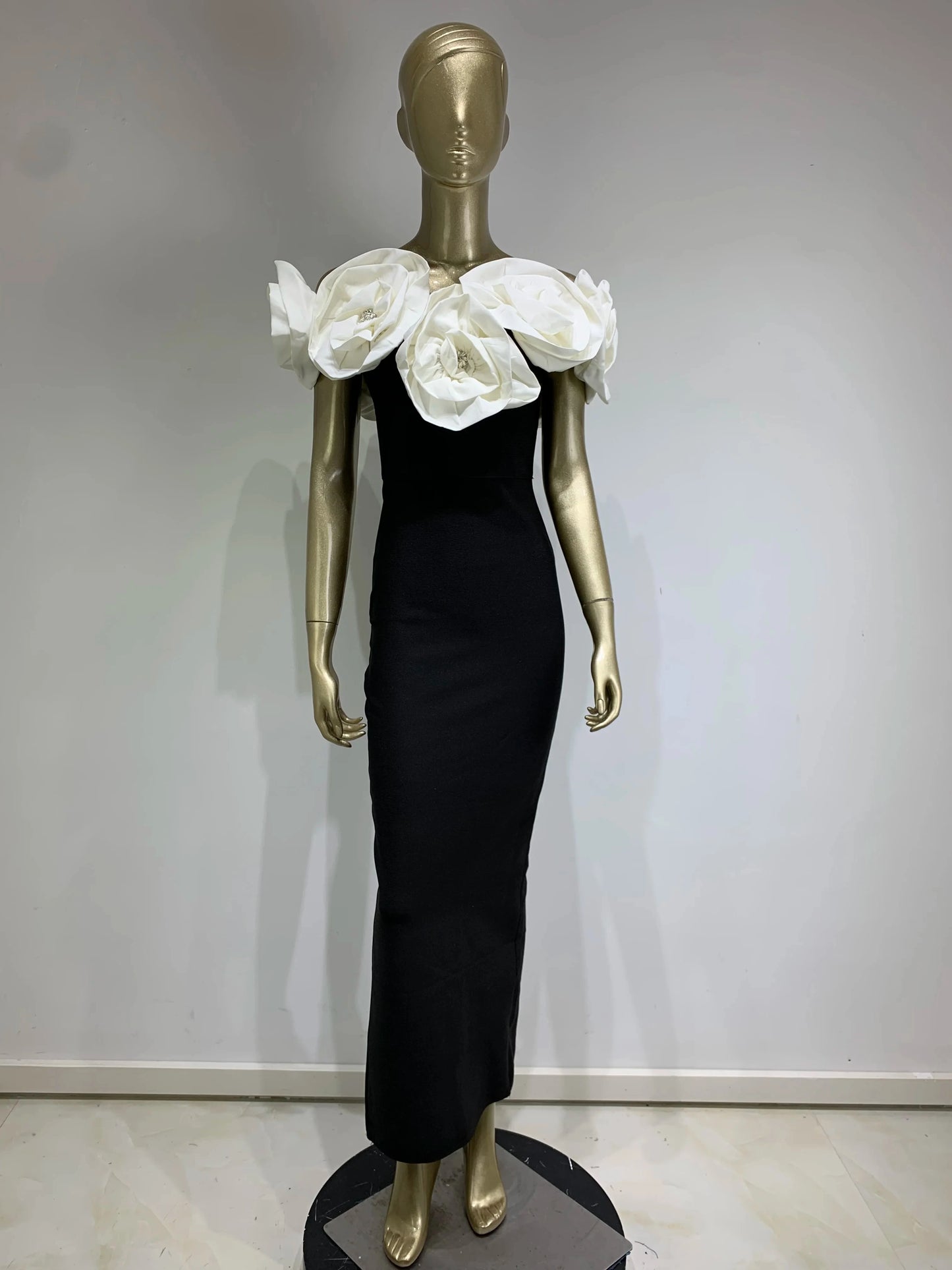 Women Celebrity Sexy Off Shoulder Flower Diamonds Black Maxi Long Bandage Dress 2024 Knitted Elegant Evening Club Party Clothing