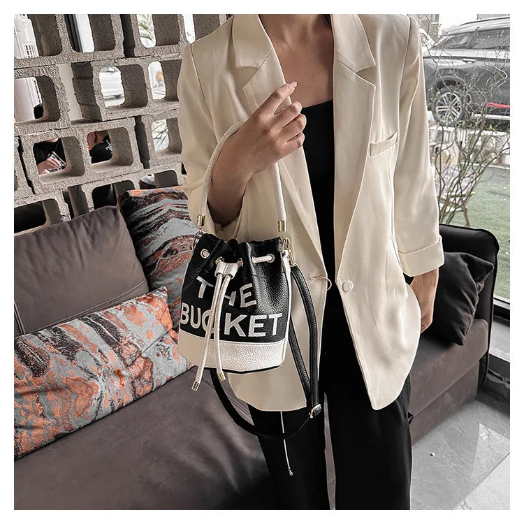 New Fashion Women's Bucket Bag Trend Brand Casual Versatile Shoulder Bag High-end Classic Crossbody Bag Designer Luxury Handbag