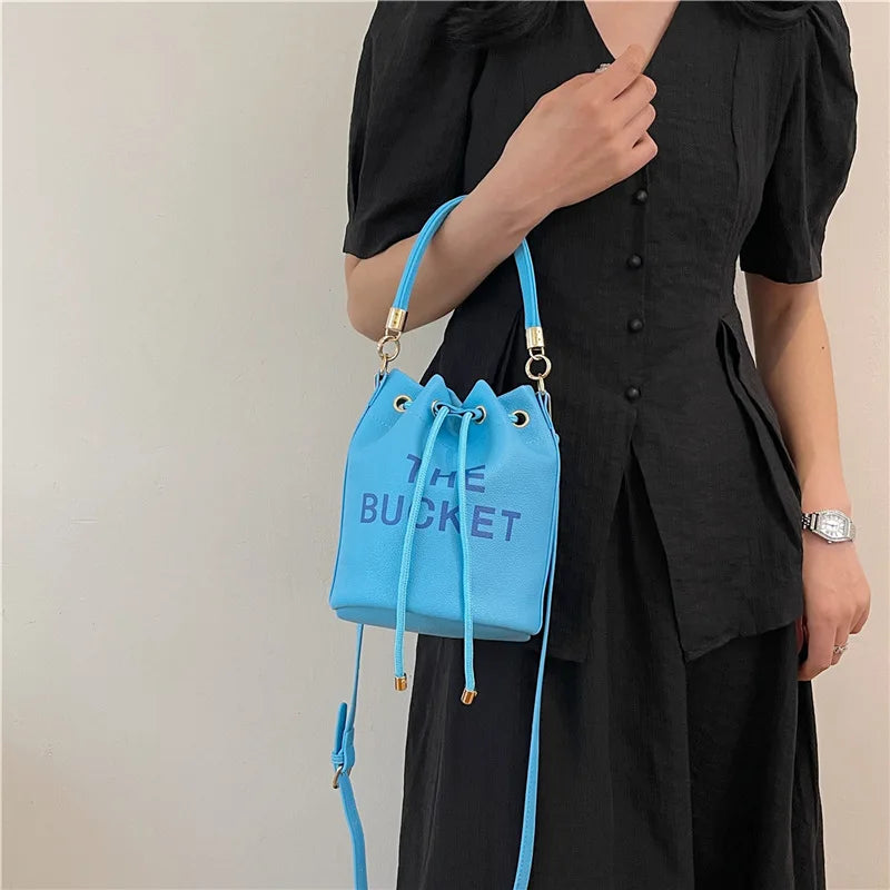 2024 Fashion Bag Women's New Bucket Bag Oblique Span Bag Female Bag Cross-border Portable Retro Women's Bag