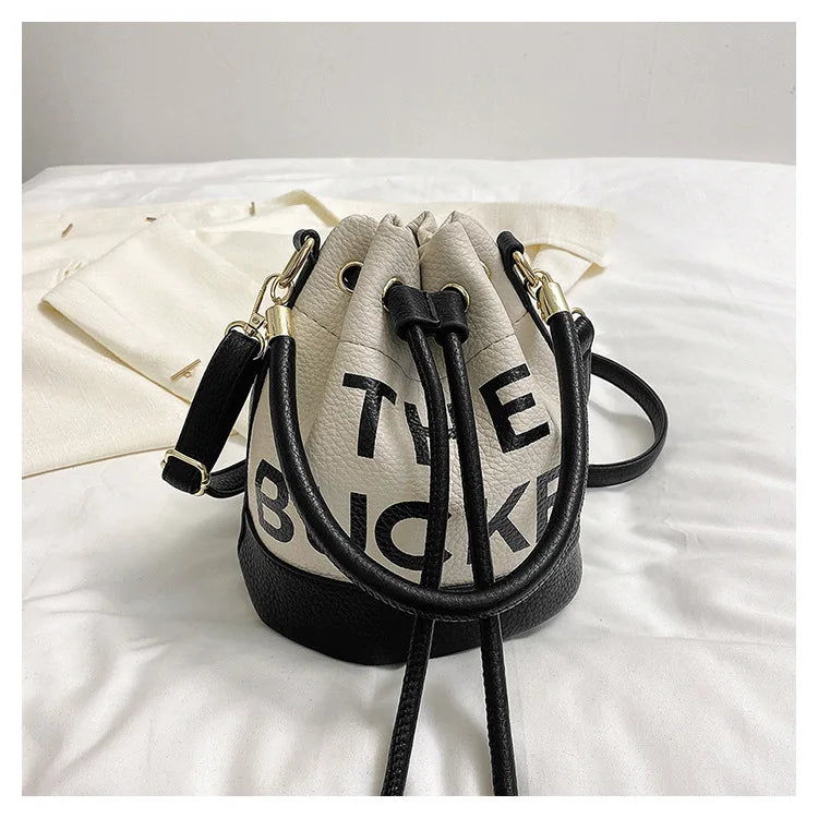 New Fashion Women's Bucket Bag Trend Brand Casual Versatile Shoulder Bag High-end Classic Crossbody Bag Designer Luxury Handbag