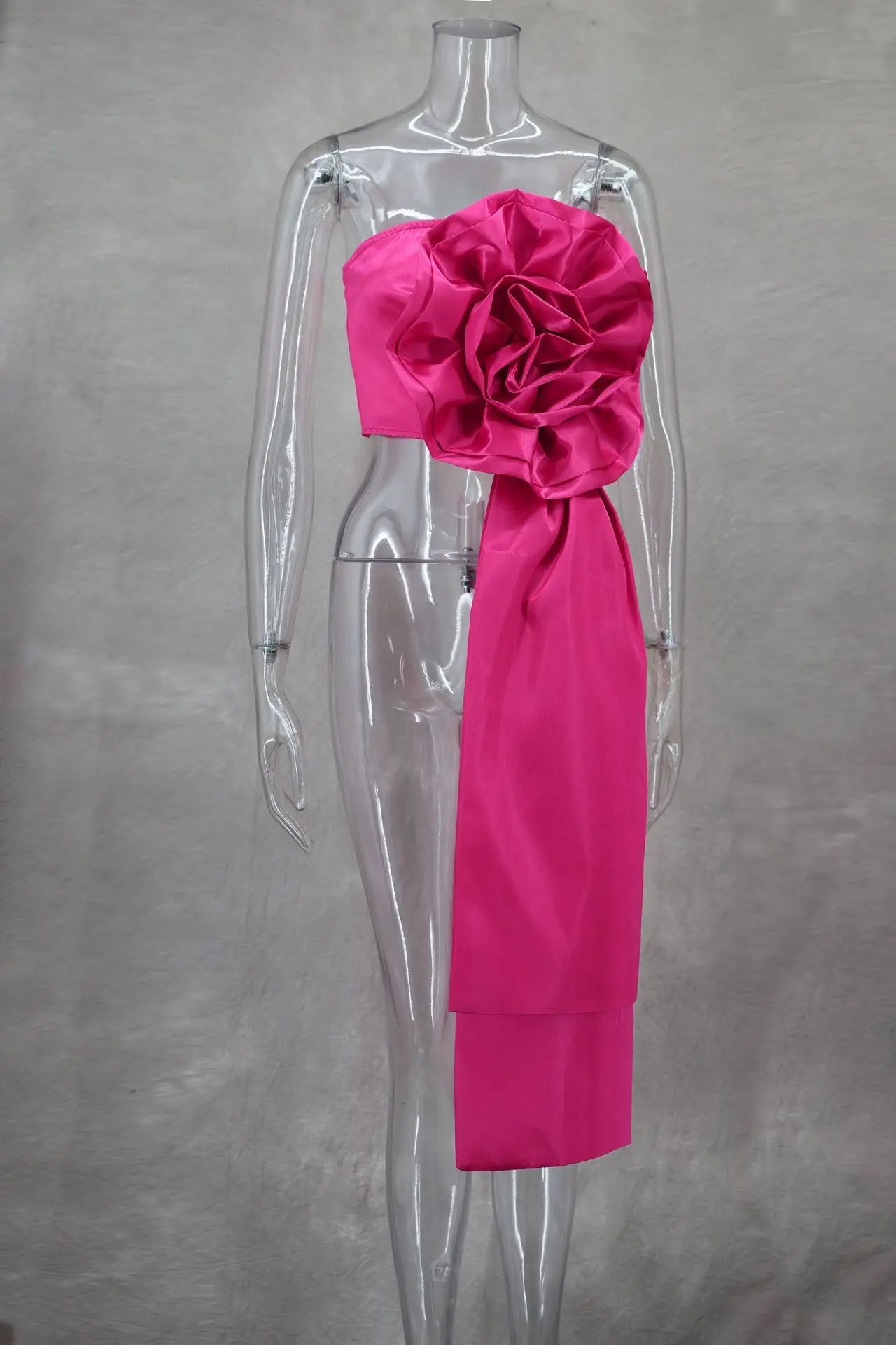 CM.YAYA Women Fashion 3D Flower Applique Strapless Side Crop Top 2025 Summer Vintage Streetwear INS Asymmetrical Tee Tops