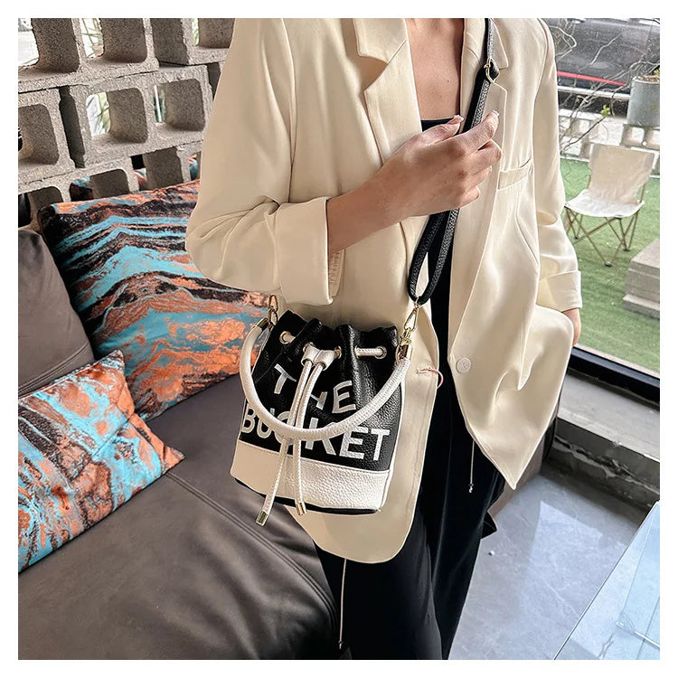 New Fashion Women's Bucket Bag Trend Brand Casual Versatile Shoulder Bag High-end Classic Crossbody Bag Designer Luxury Handbag