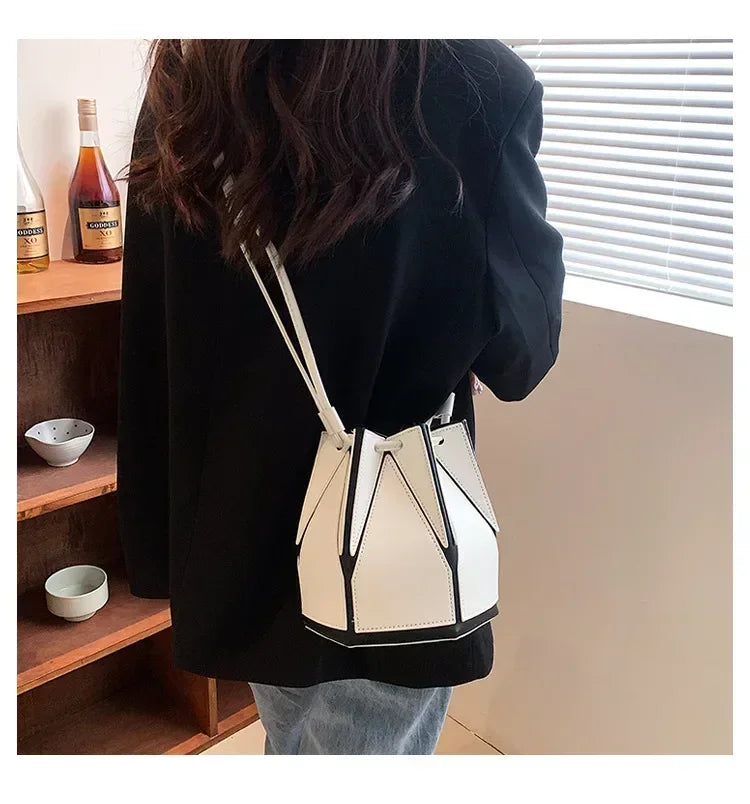 Women's Niche Foldable Bag Multifunctional Messenger Bag Portable Bag High Quality Popular Summer New 2025 Purses and Handbags