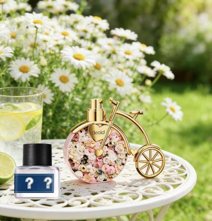 Women's Fresh Eau De Toilette A Crisp Floral Scent In A Bicycle-inspired Design, Offering A Natural "second-skin" Fragrance Spray