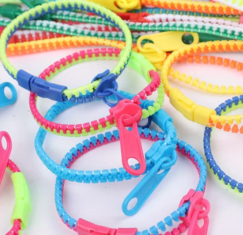 Sensory Zipper Chain Bracelet 💜