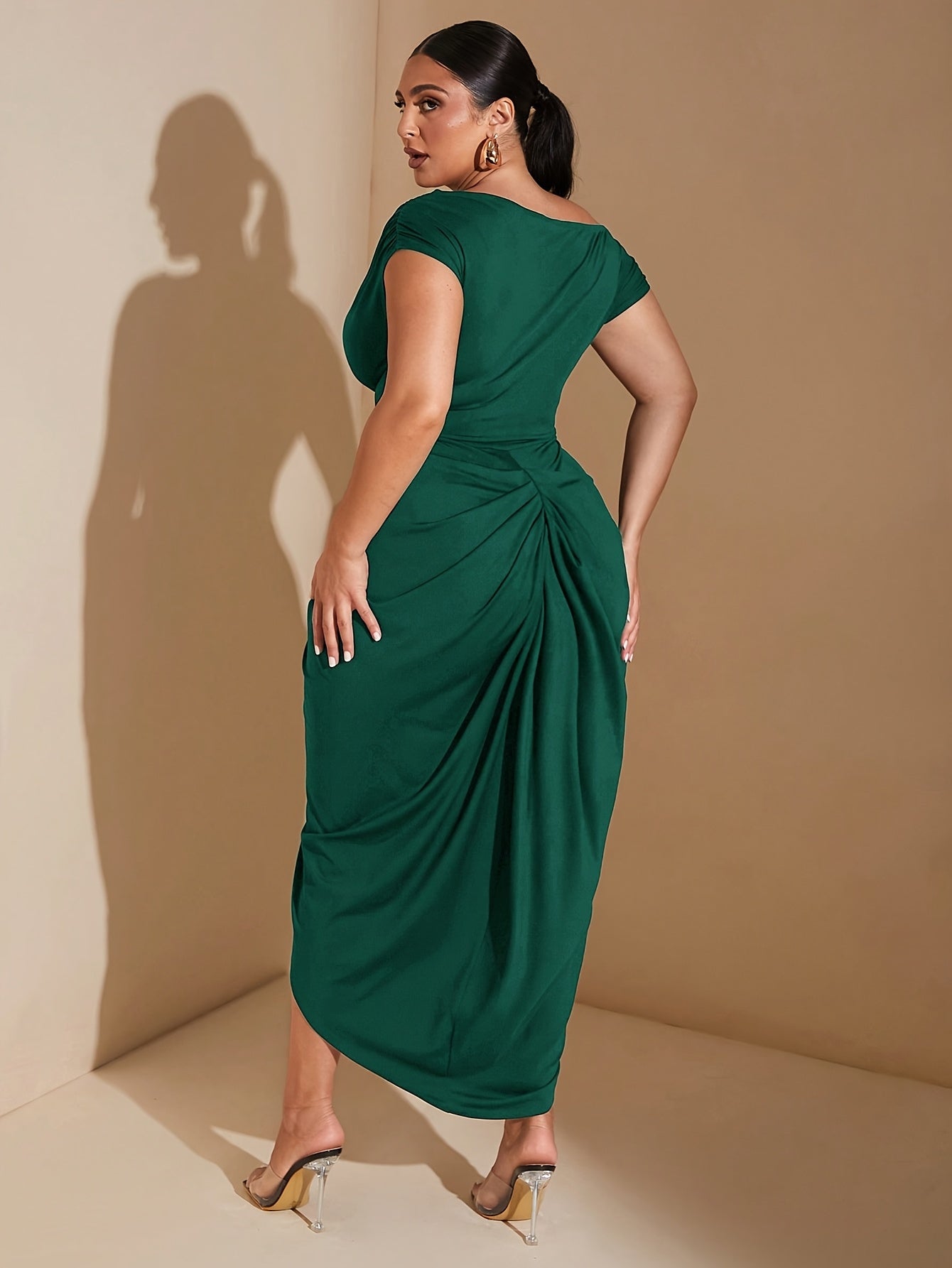 Plus Size, Women's Elegant One-Shoulder party & Formal Dress - Asymmetrical Hem, Stretchy Formal event gown, Machine Washable Evening Dress for Women (All-Season)