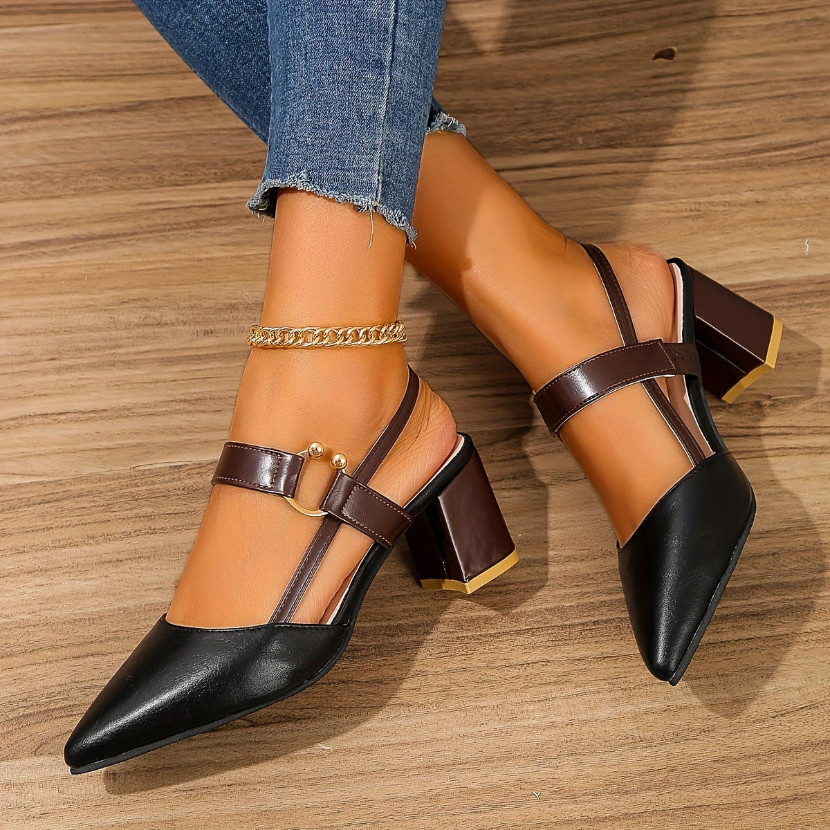 [Thick Heel Sandals] Medium Heel Ladies Pointed Toe Baotou Thick Heel Fashion Sandals Versatile Shoes