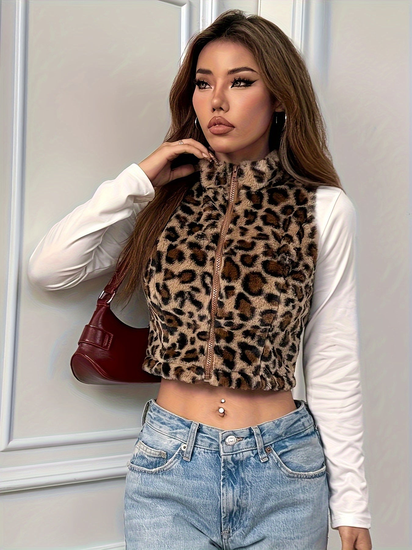 Chic Leopard Print Faux Fur Vest - Women's Sleeveless Zip-Up Crop Top, Sexy & Warm for Fall/Winter, Machine Washable