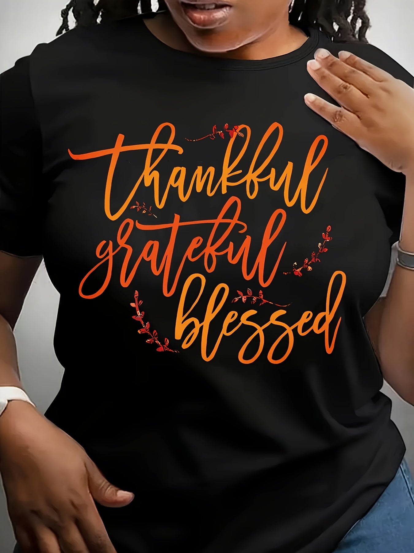 Plus Size Thankful Print T-Shirt, Casual Crew Neck Short Sleeve Top For Spring & Summer, Women's Plus Size Clothing