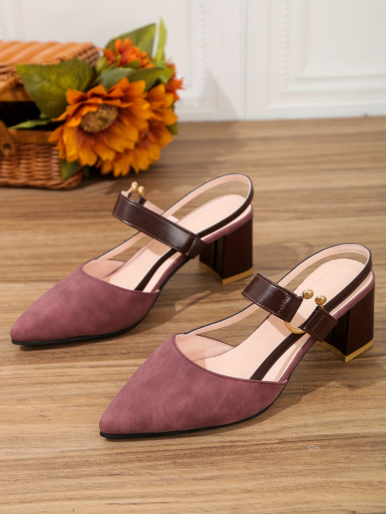 [Thick Heel Sandals] Medium Heel Ladies Pointed Toe Baotou Thick Heel Fashion Sandals Versatile Shoes