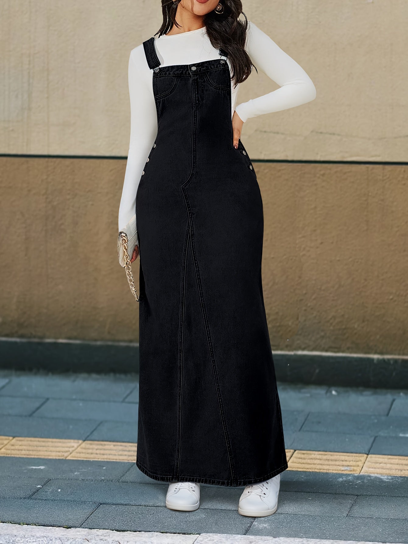 Durable Denim Dress - Women's Non-Stretch Loose Fit Long Skirt with Detachable Strap, Multiple Buttons for Easy Closure, Everyday to Formal Outfits - Casual Chic Outwear, Versatile Outfit Option