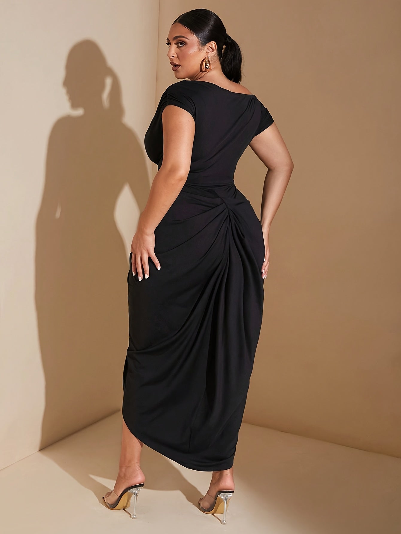 Plus Size, Women's Elegant One-Shoulder party & Formal Dress - Asymmetrical Hem, Stretchy Formal event gown, Machine Washable Evening Dress for Women (All-Season)