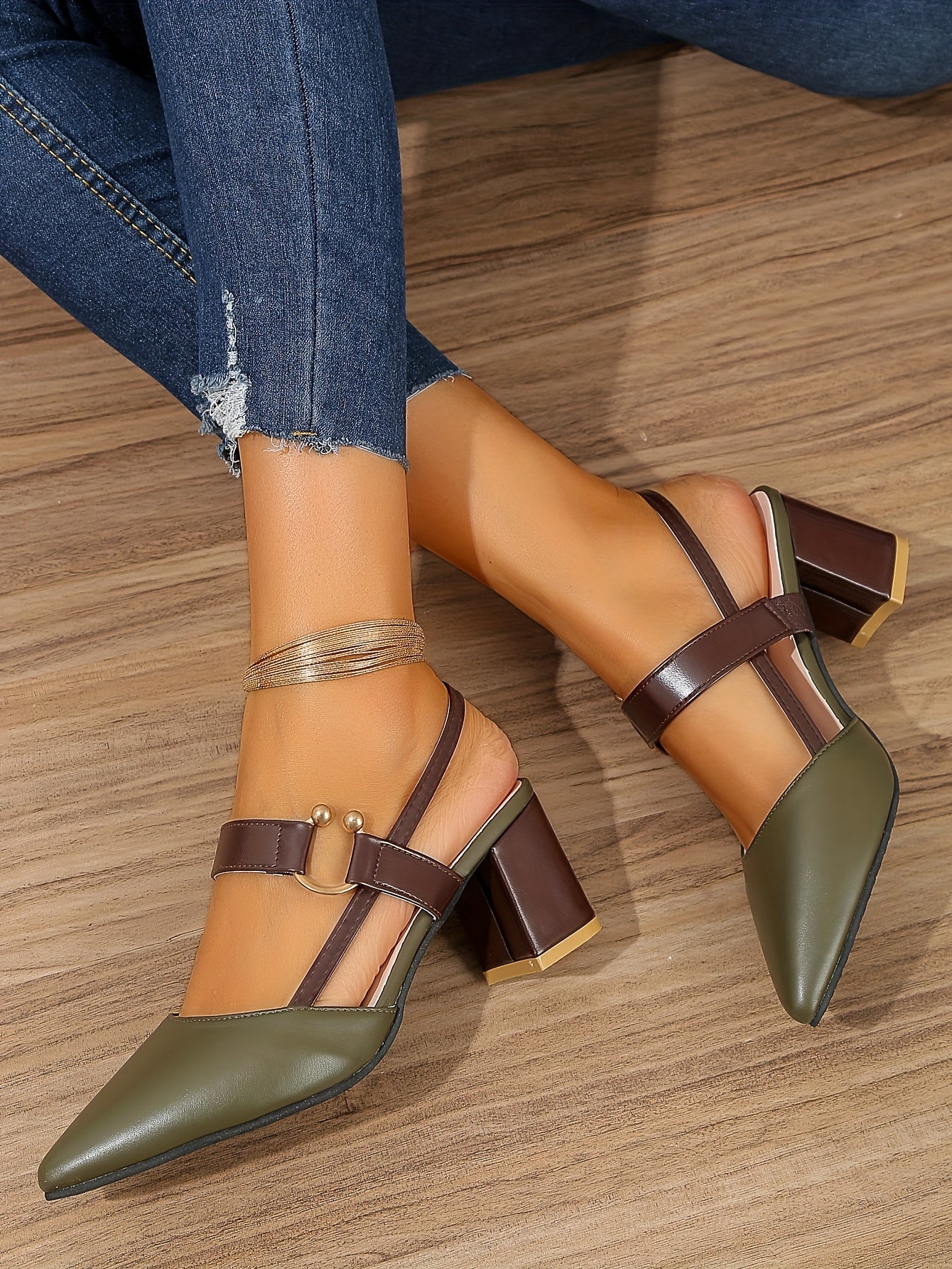 [Thick Heel Sandals] Medium Heel Ladies Pointed Toe Baotou Thick Heel Fashion Sandals Versatile Shoes